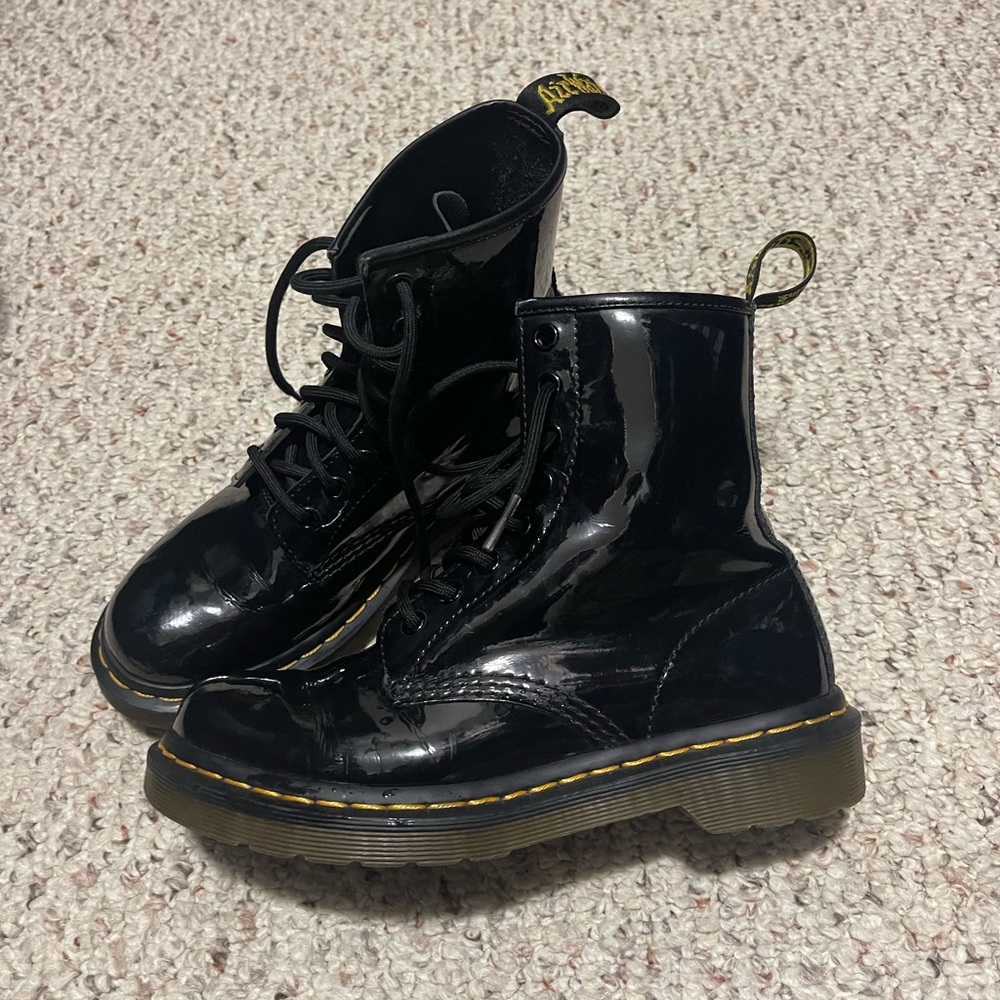 Patent Doc Martens - Picture 2 of 5